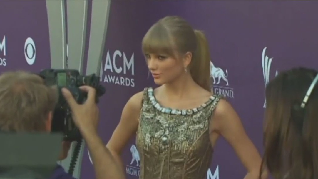Dad spends $21,000 on Taylor Swift tickets for his daughter and three friends