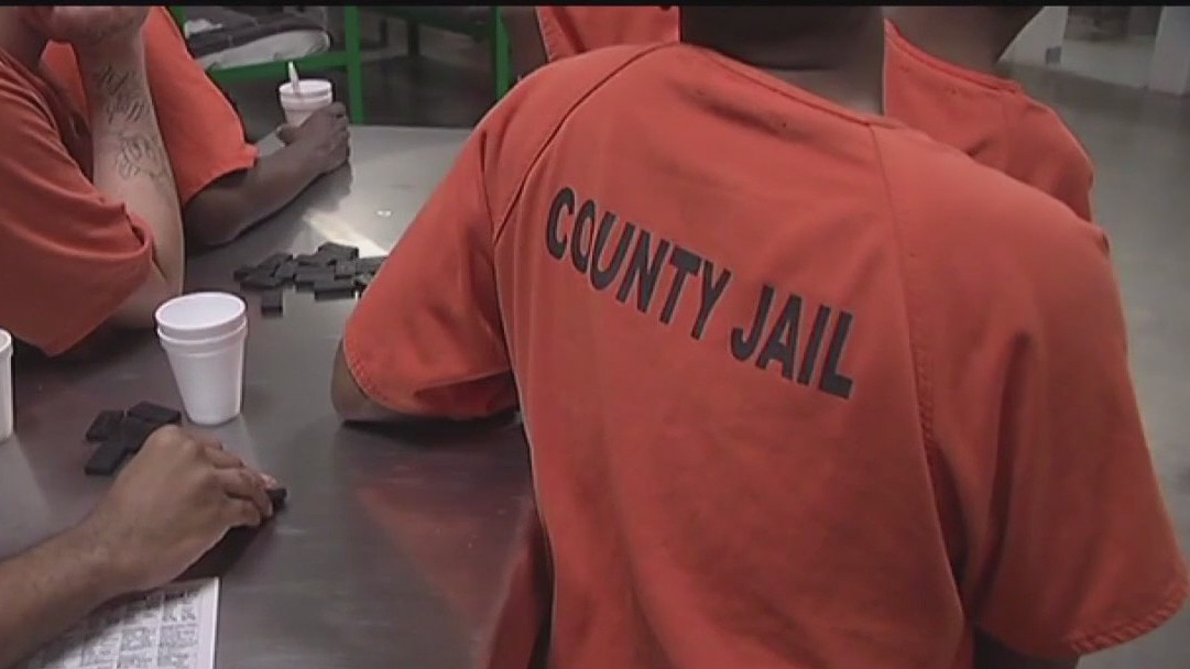 Robert Terry Jr. becomes 6th inmate to die in Harris County jail; lawsuit filed