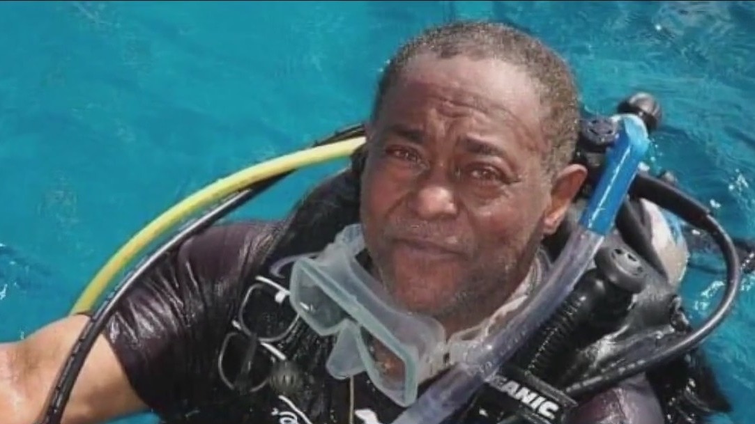 Jos? Gri?an and the Dive Pirates