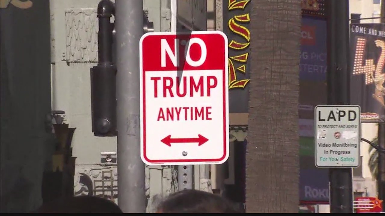 'No Trump Anytime' Signs