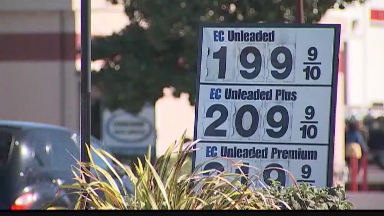 Gas prices in SoCal drop to lowest since 2009