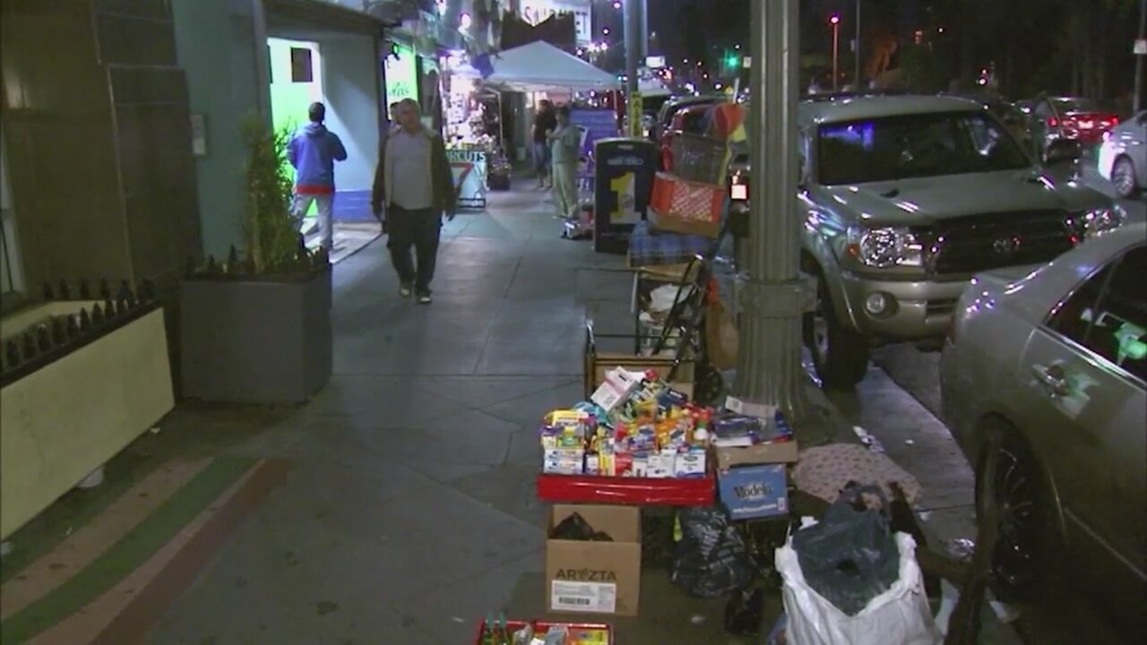 Proposal To Make Street Vendors Legal