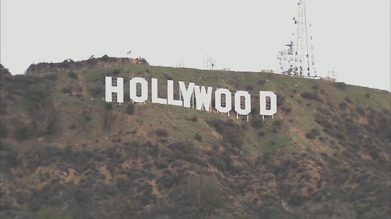 New Year's editing of sign to 'Hollyweed' may prompt action