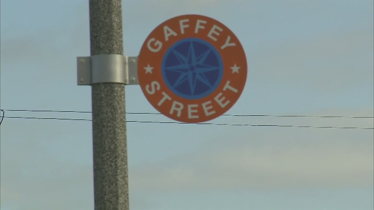 Misspelled Gaffey Street typo sends San Pedro into frenzy to correct