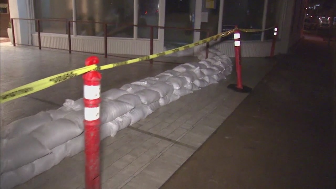 Montecito braces for storm 10pm
