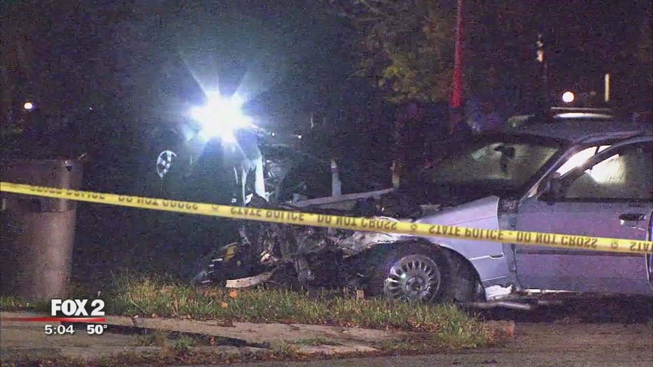 2 Detroit officers suspended after chase ends in motorist's death | FOX ...