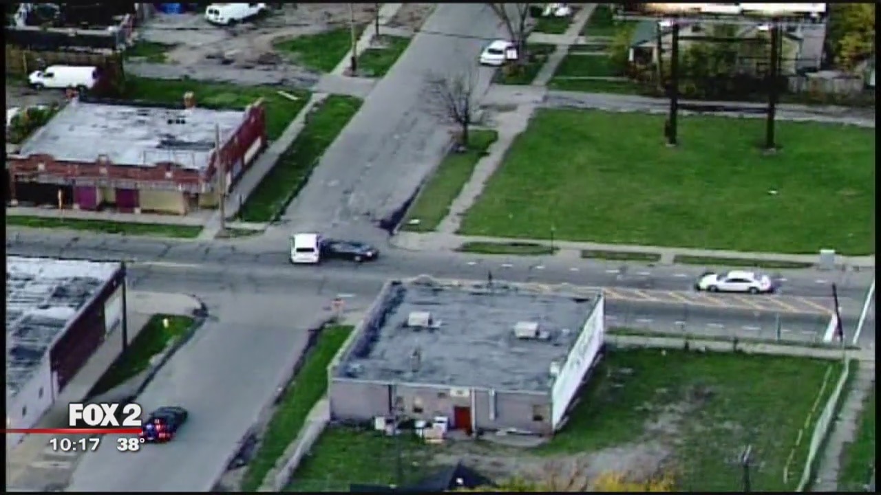 Detroit police pursuit after prostitution sting ends in crash