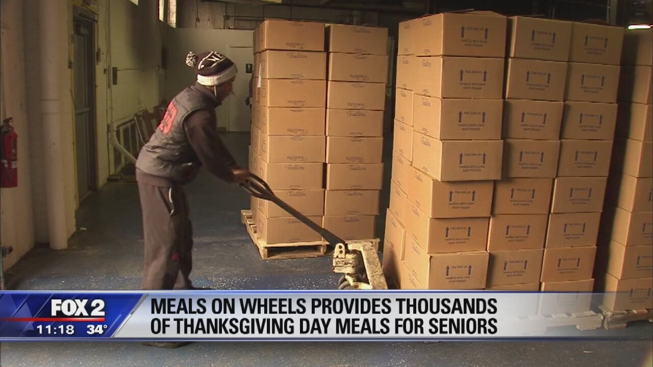 Meals on Wheels delivers thousands of Thanksgiving meals for seniors ...