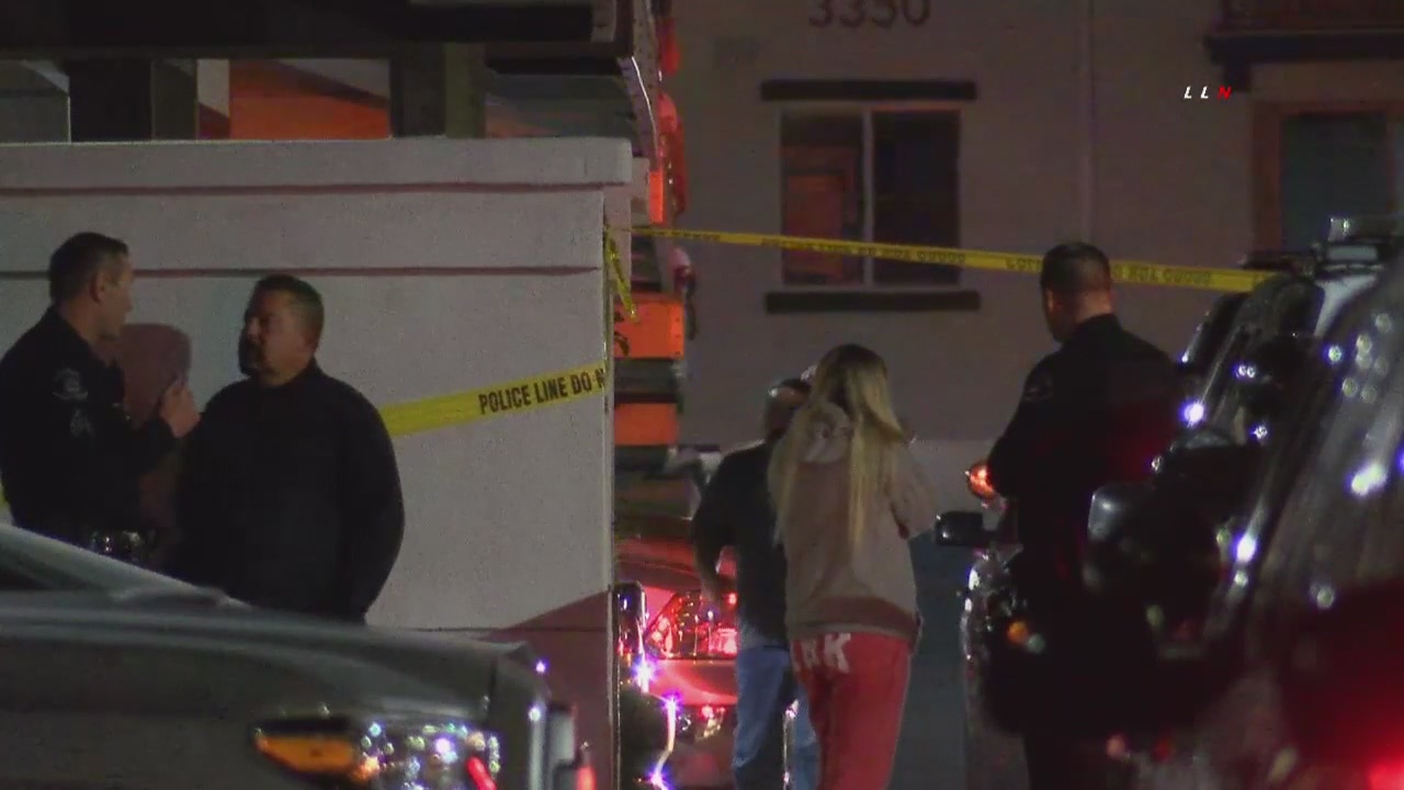 Ontario police investigate double fatal shooting at apartment complex
