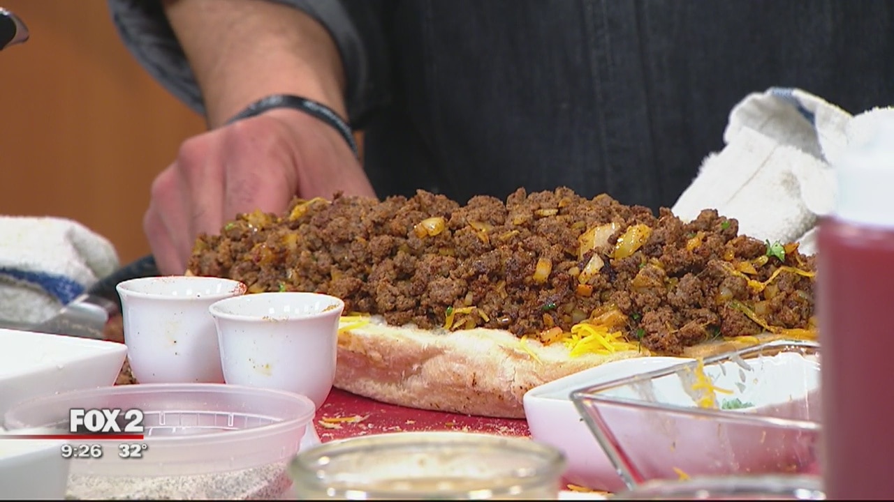 Chef Bobby's cheesy taco bread