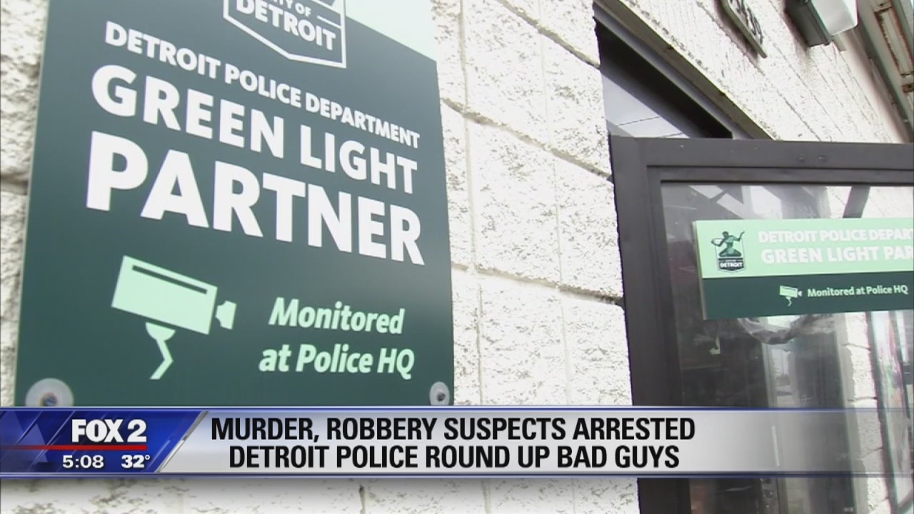 Detroit police bust suspects in string of robberies and carjackings