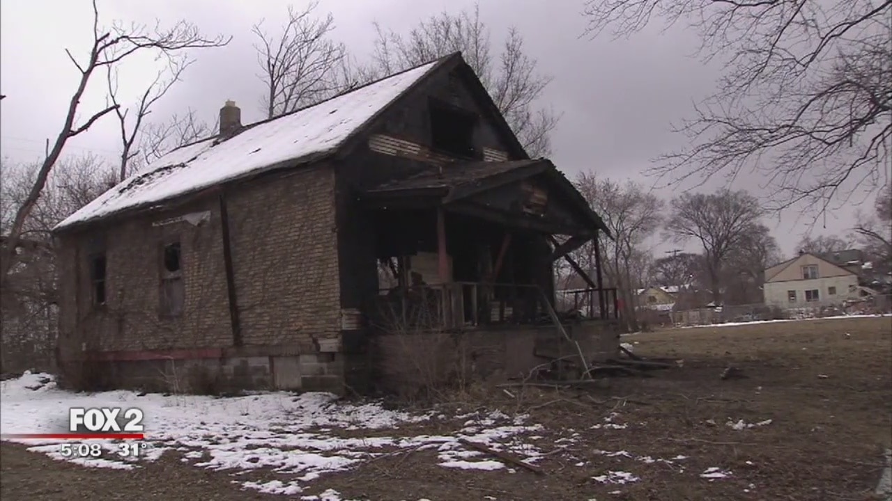 Body found in burned out home on Detroit's east side