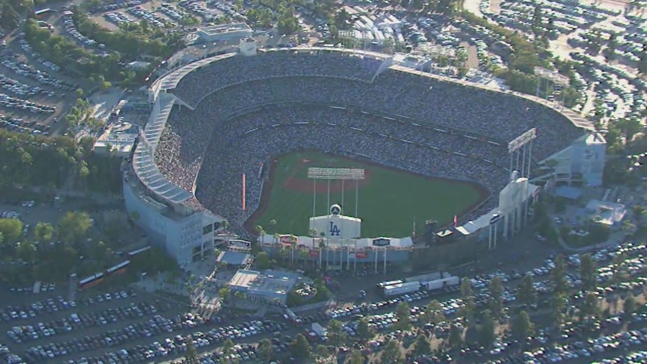 MLB informed teams they can now update their ticket policies to potentially announce refunds