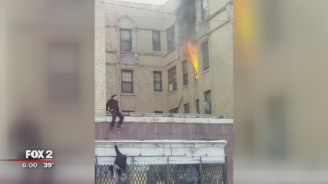 Detroit man escapes apartment fire jumping from third floor
