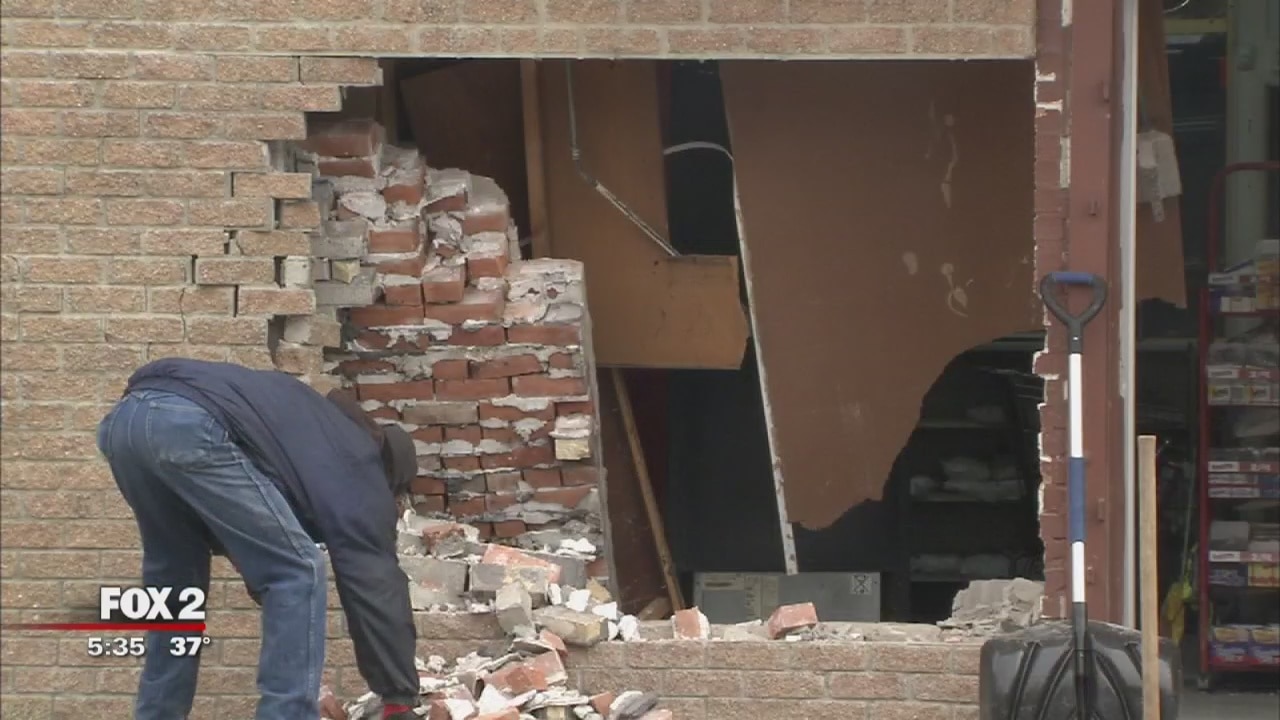 Thieves crash through store wall to steal ATM, $5,000 Cognac bottle