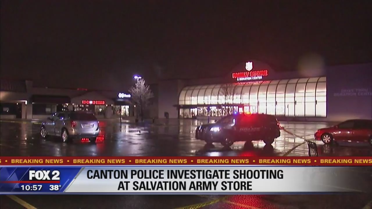 Manhunt for armed carjacking suspect in Northville-Plymouth area