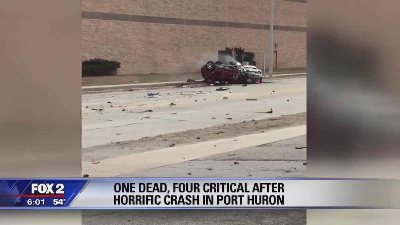 High speed crash kills 1, injures 4 in Port Huron