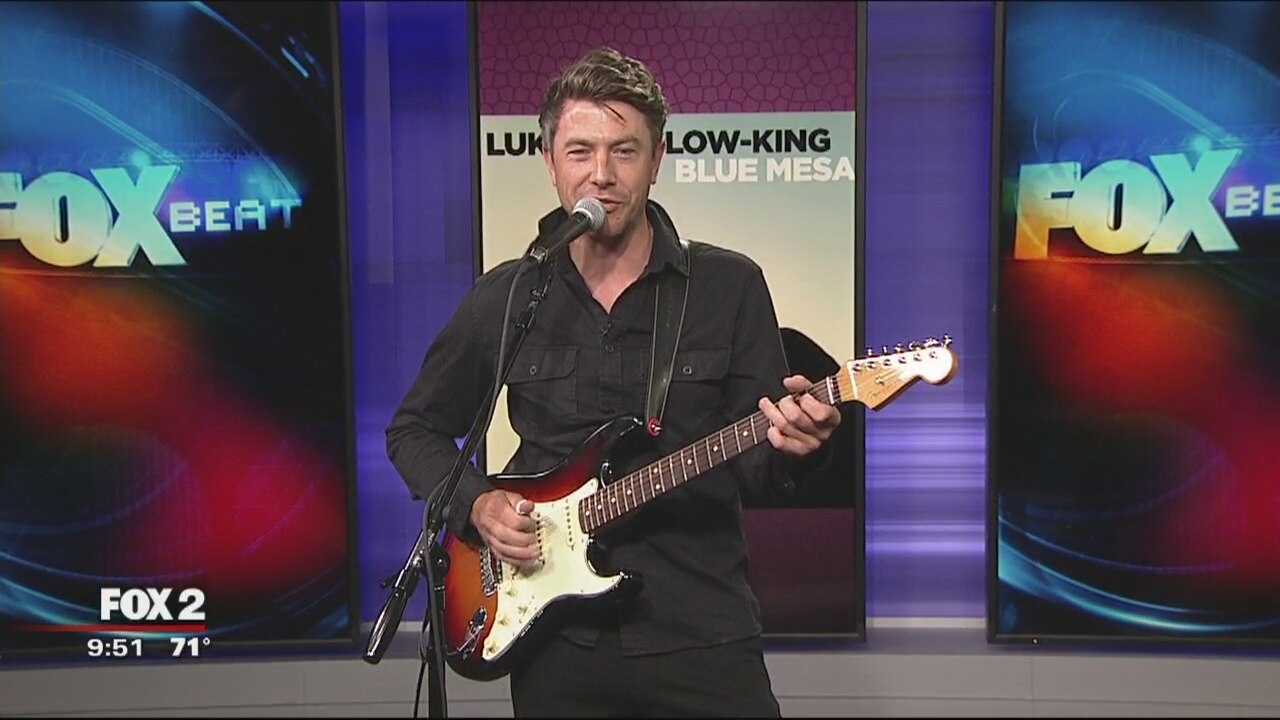 Luke Winslow-King Performs