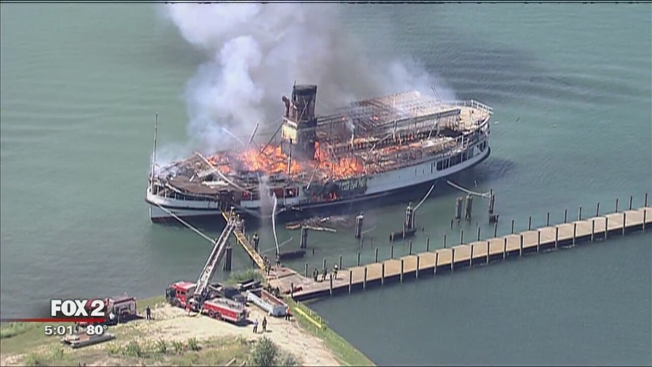 Welding mishap suspected cause of Boblo boat blaze