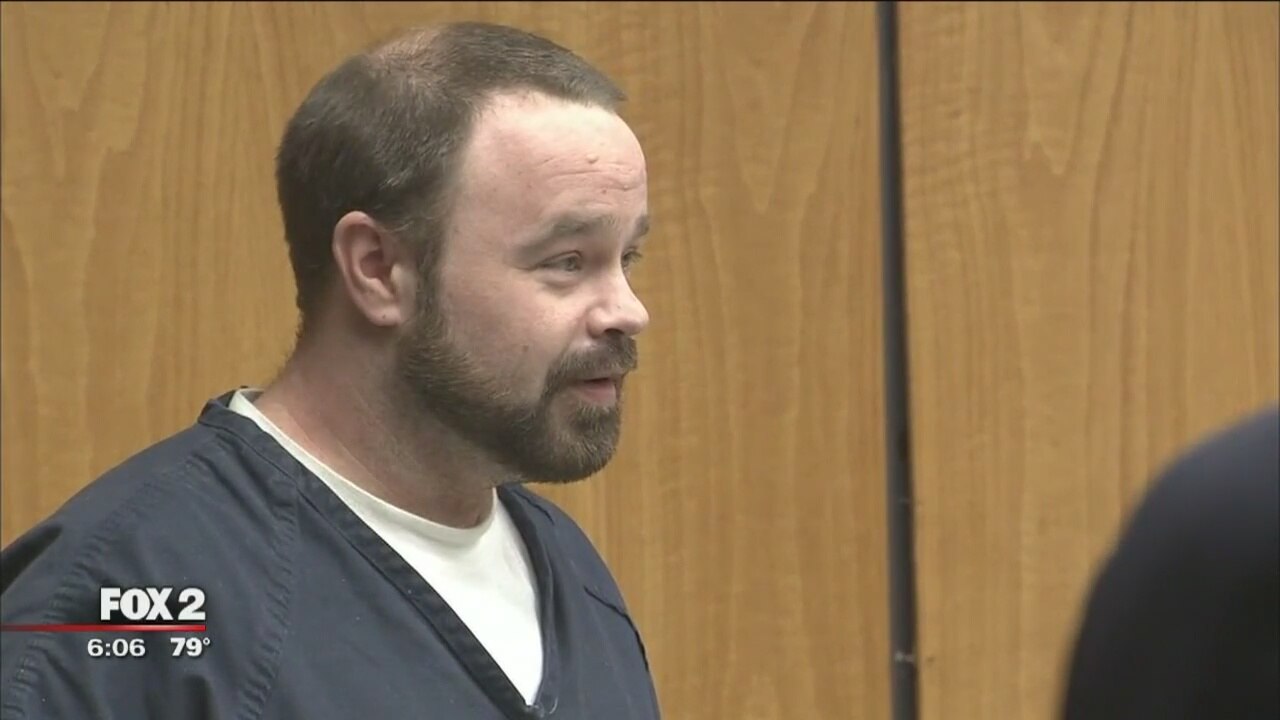 Warren man accused of fathering child with his daughter gets new charges