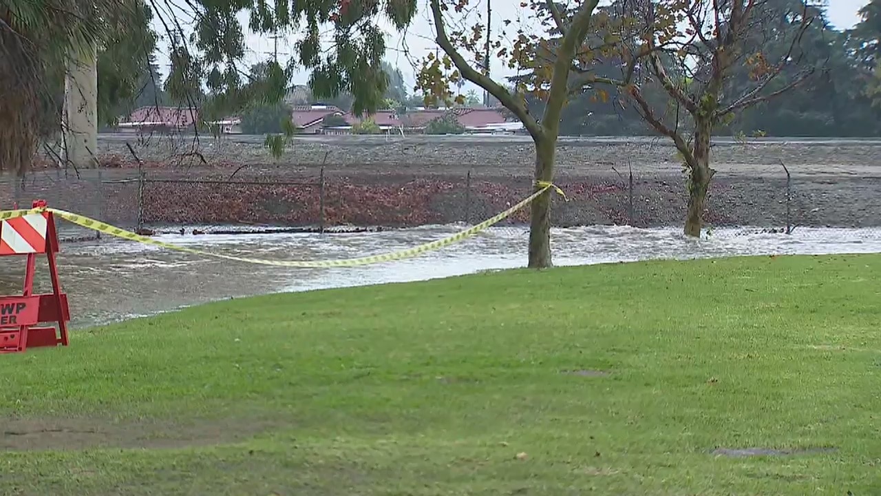 Trunk line bursts in Mission Hills
