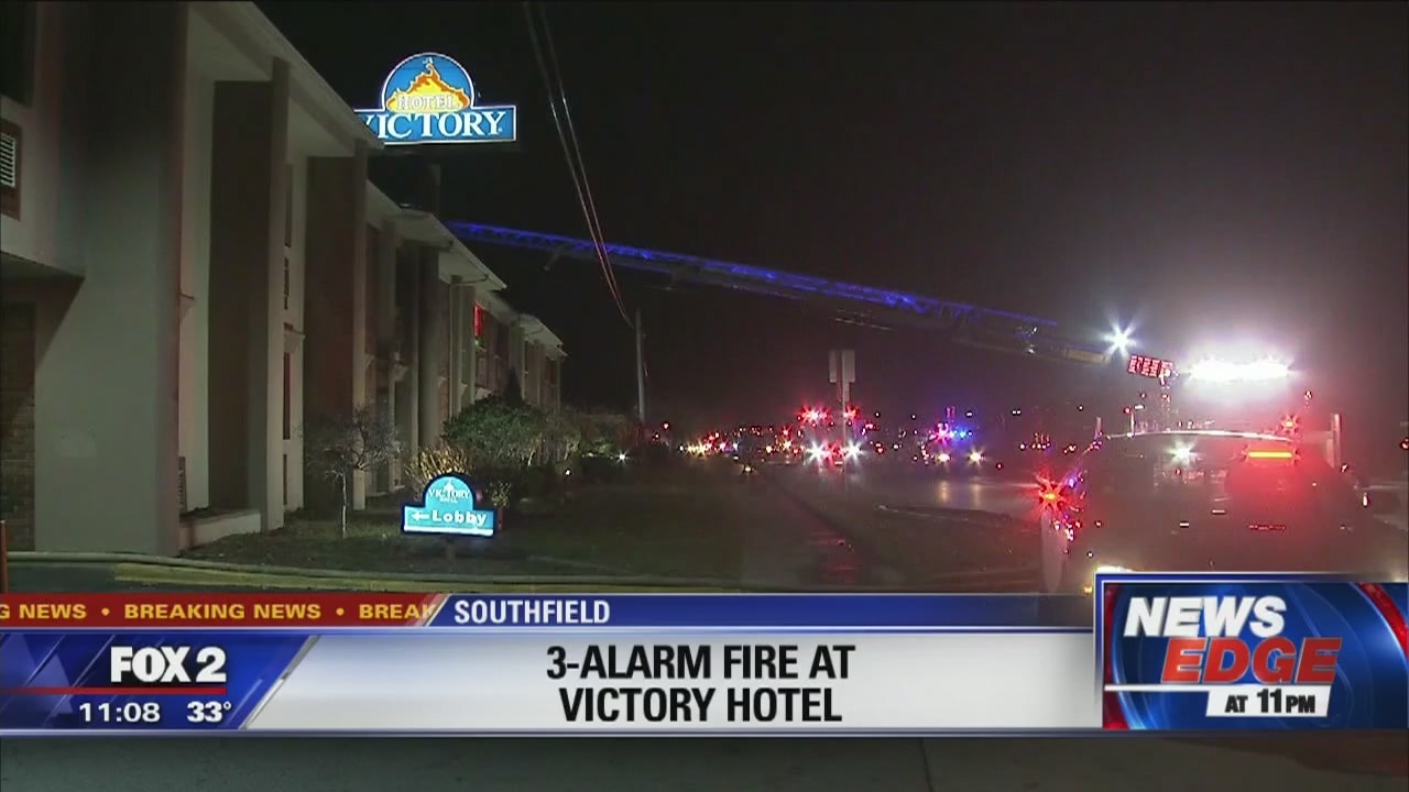 3-alarm fire reported at Victory Hotel in Southfield