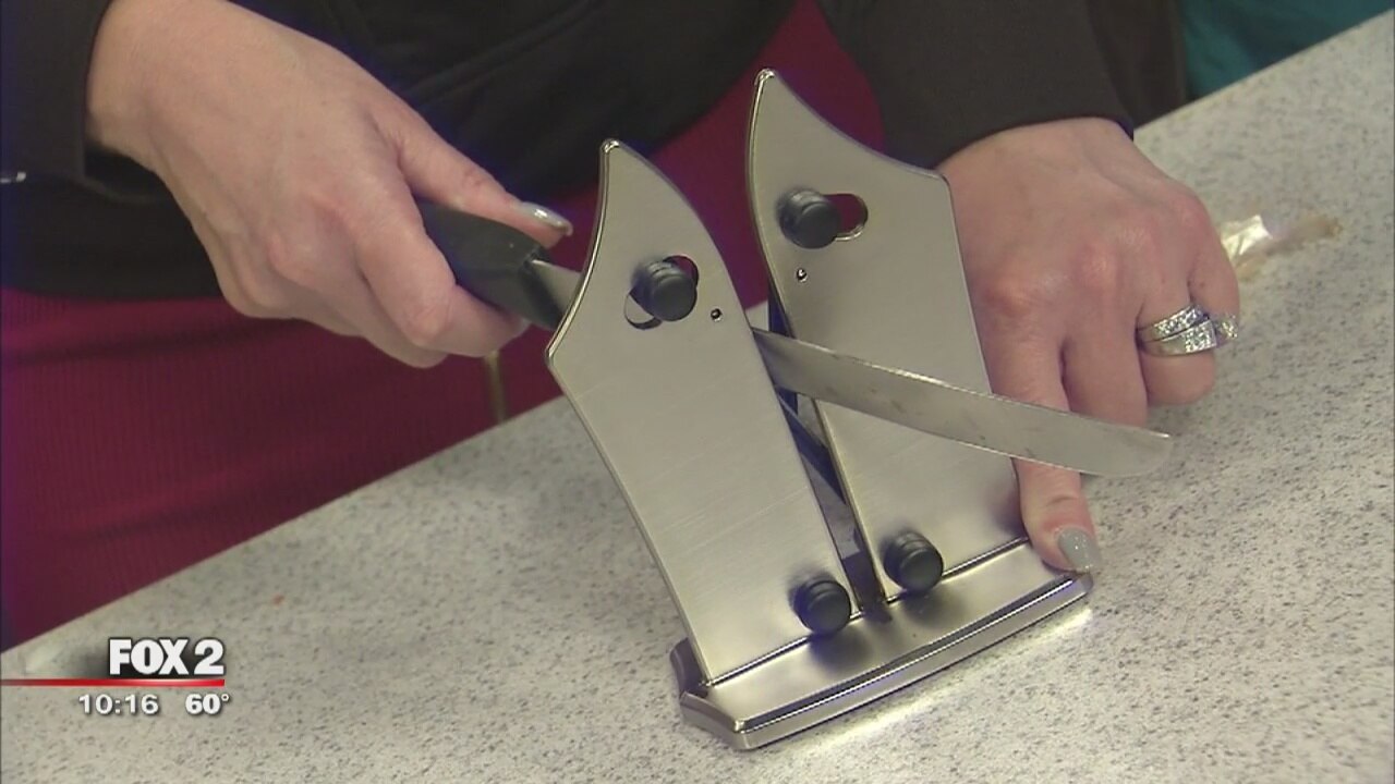 Fame or Shame: Is this knife sharpener the cutting edge?