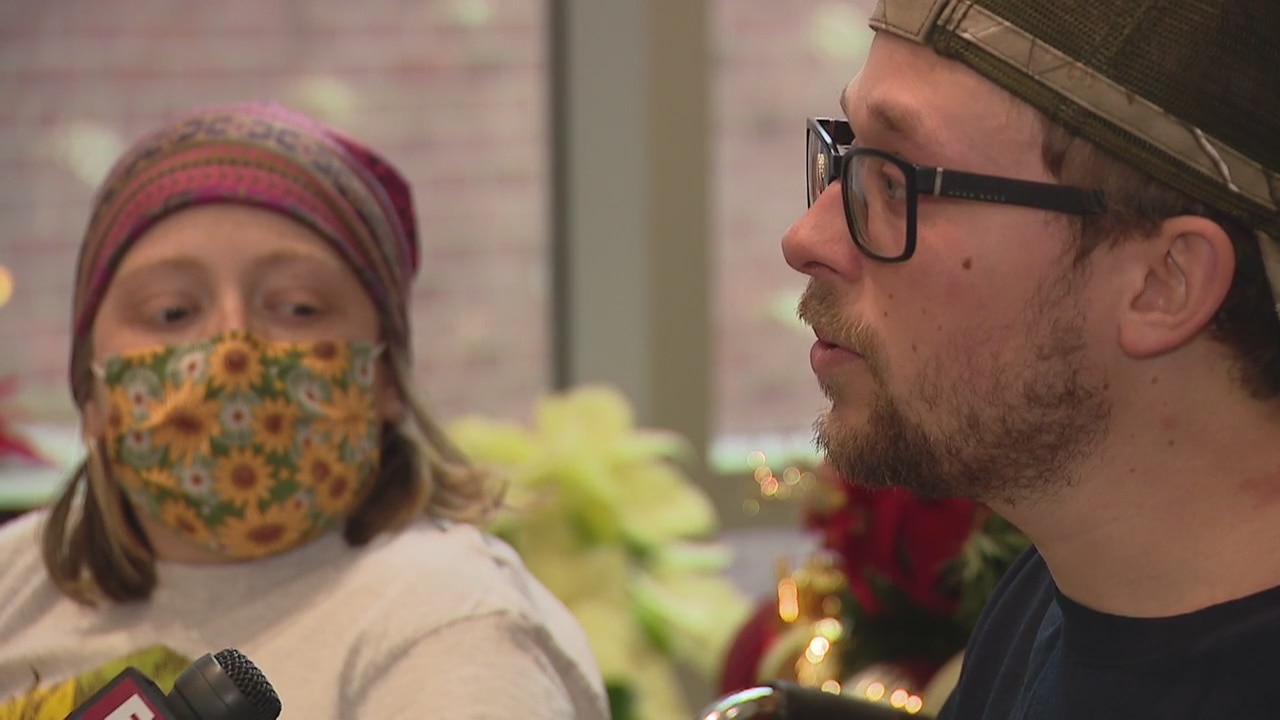 Mich. newlyweds recovering together after kidney transplant