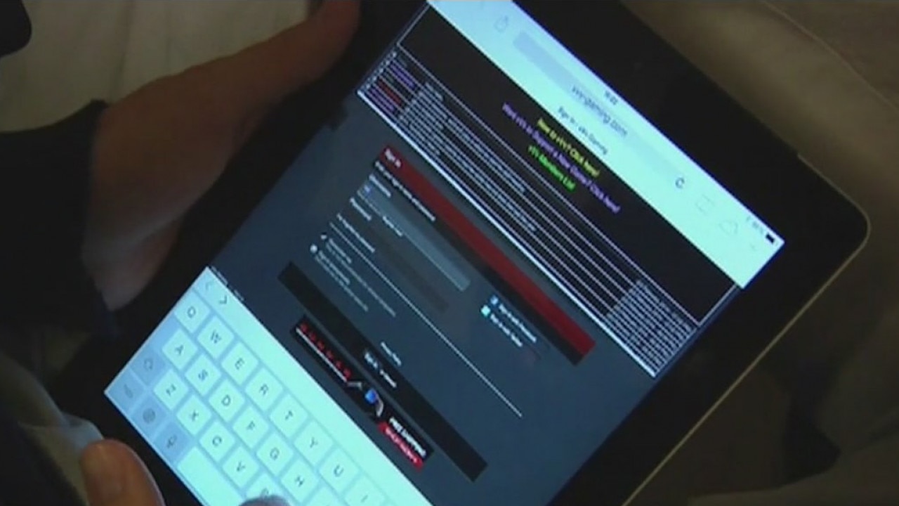 LAUSD board to vote on remote learning pact