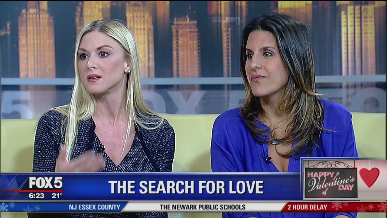 Dating Experts Share Tips for Finding Love