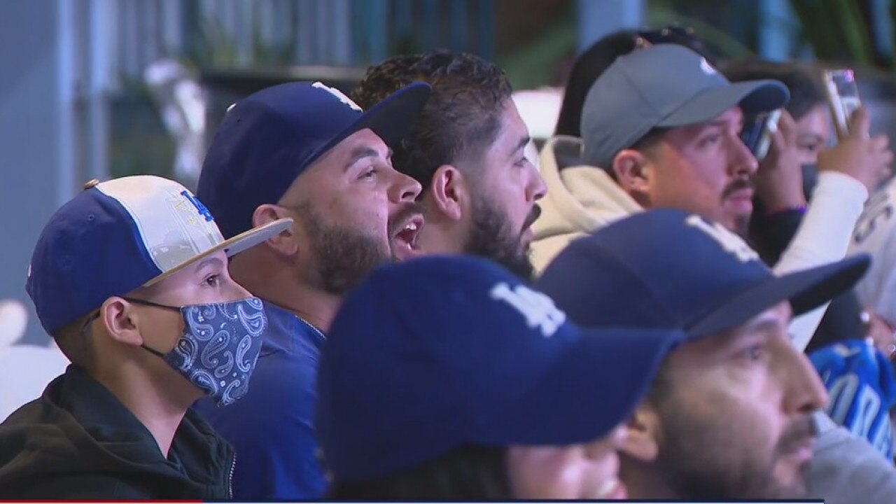 Dodgers lose Game 2 of NLCS in Atlanta