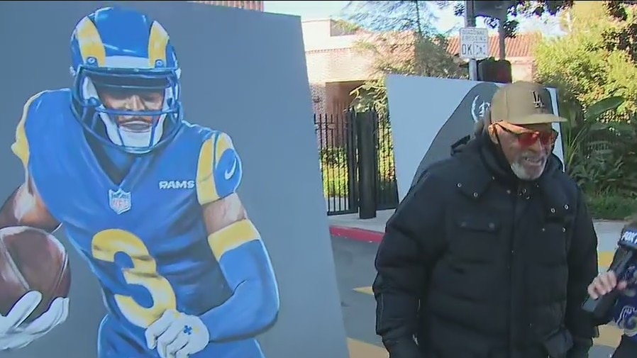 Los Angeles artist inspired by Rams? Super Bowl victory