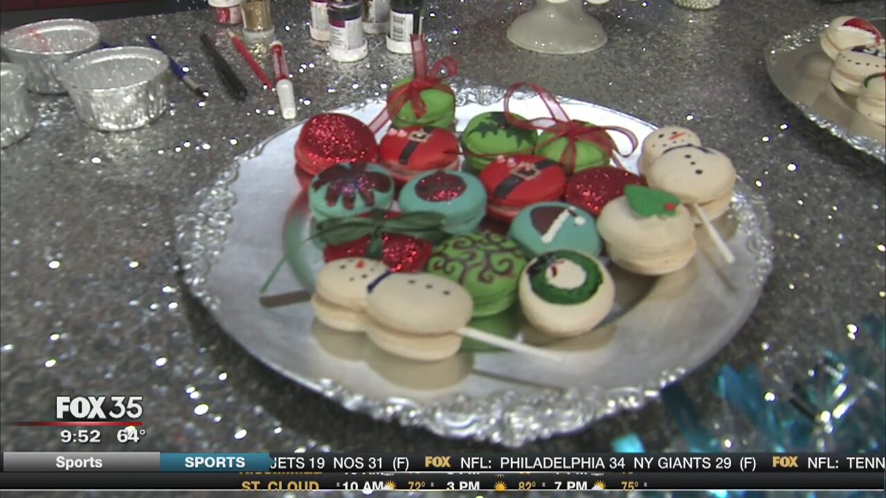 Holiday macaroons