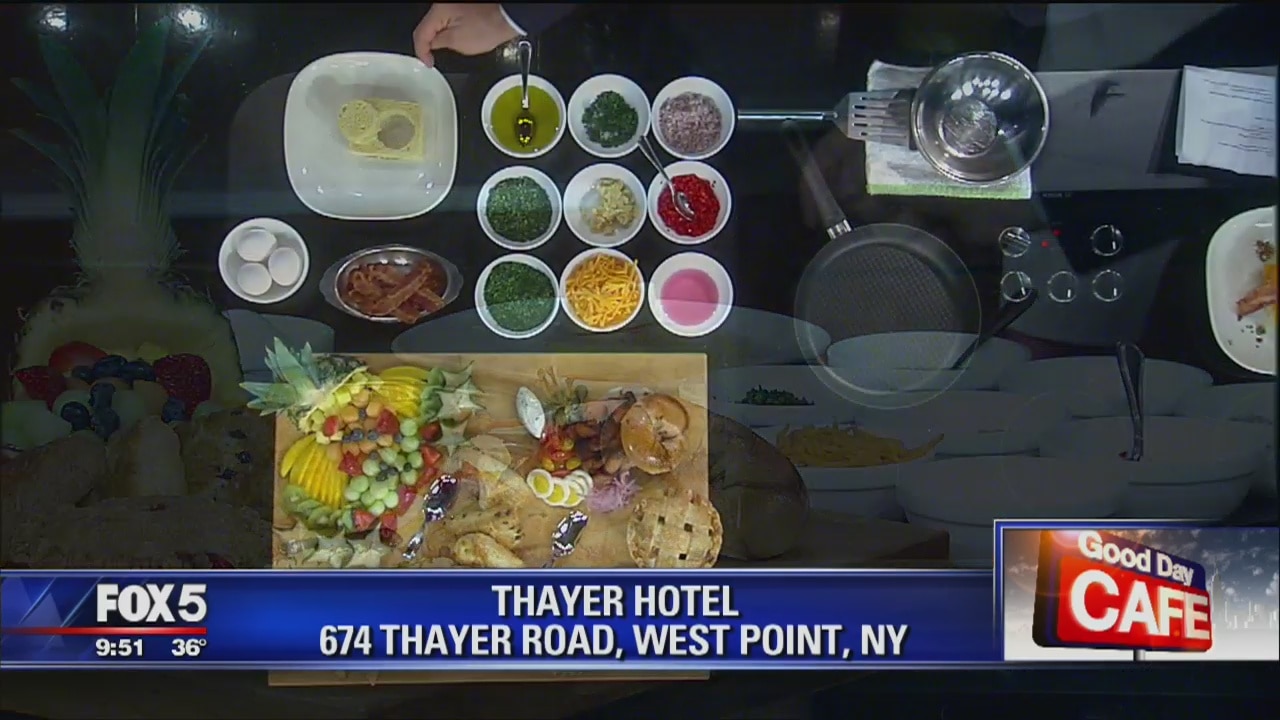 Good Day Cafe: MacArthur's Riverview Restaurant