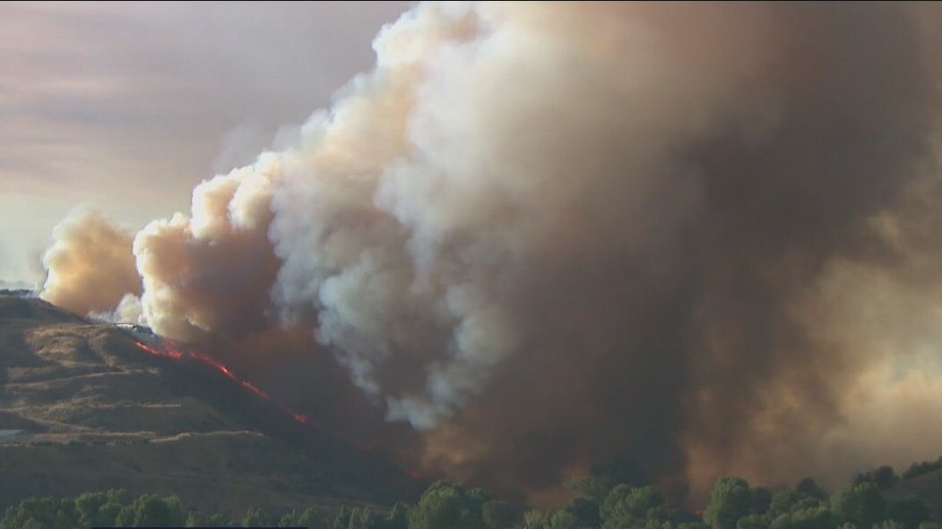 Route fire in Castaic now 37% contained