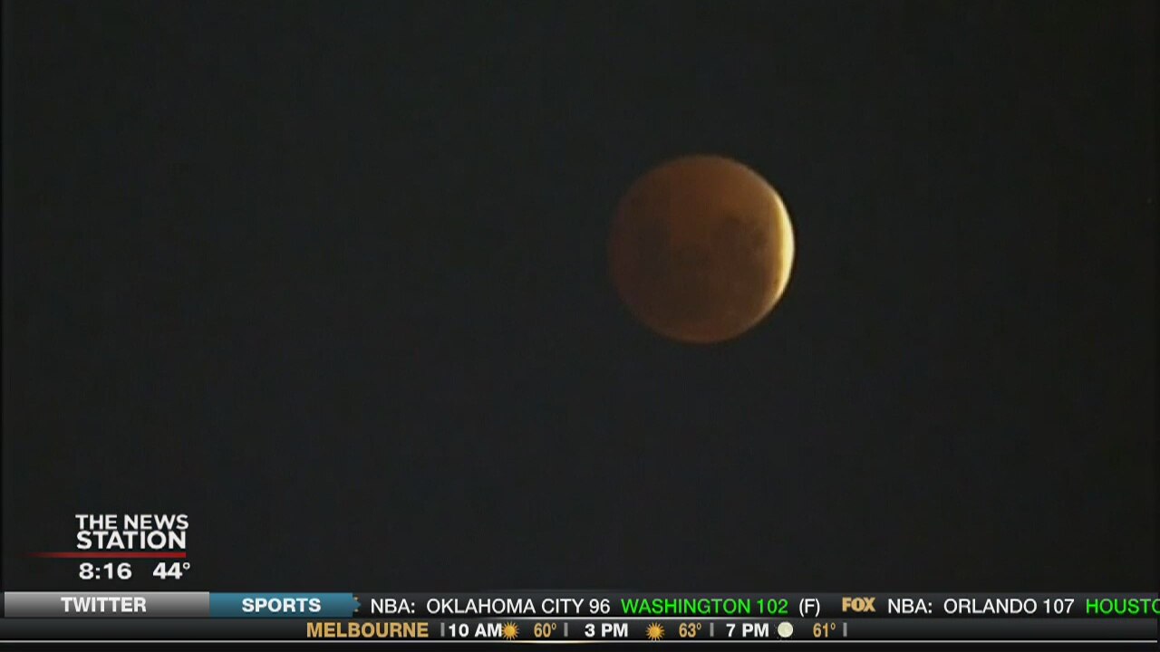 Super blue blood moon