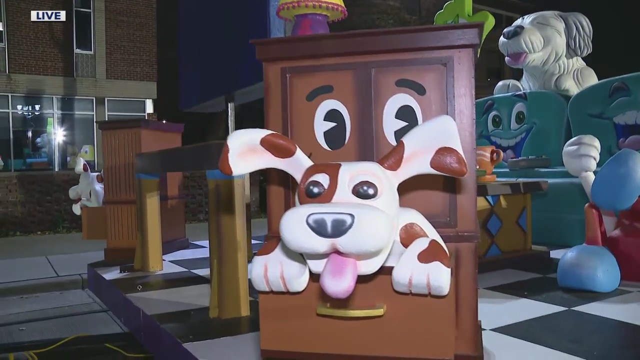 Festive floats are prepped for Detroit Thanksgiving Parade