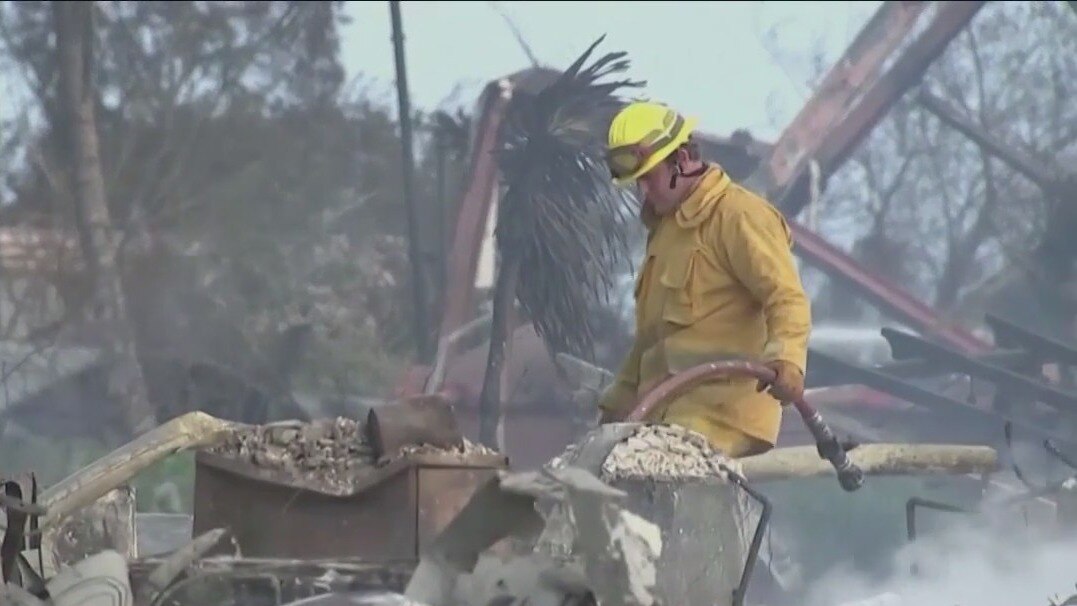 Relief efforts come to Maui after fires