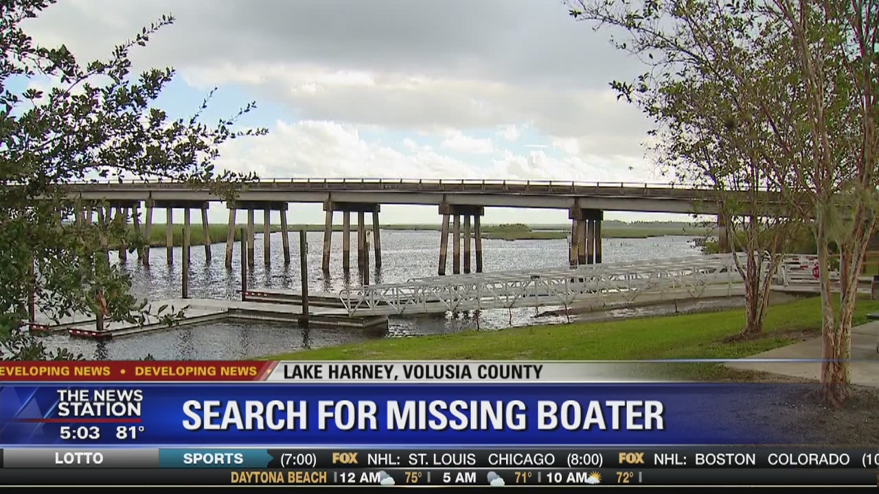 Search for missing boater on Lake Harney