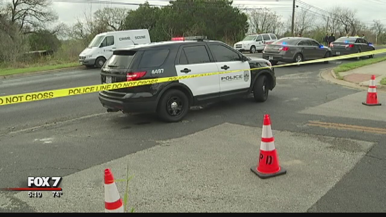 Man killed, APD officer hurt in fiery crash