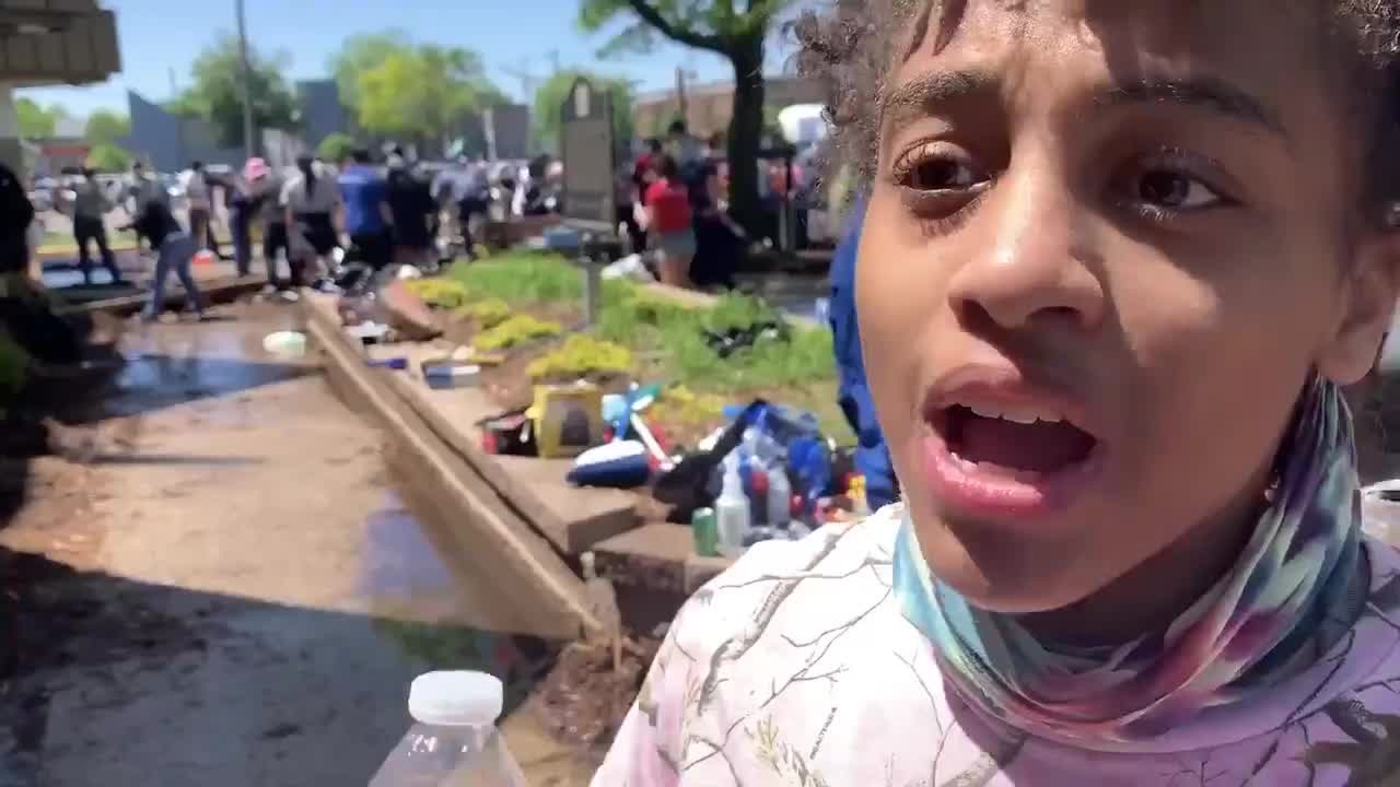 Neighbors help those hurt by riots in Minneapolis and St. Paul