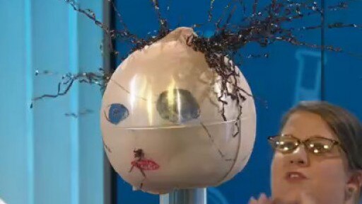 Mad Science: Static Electricity