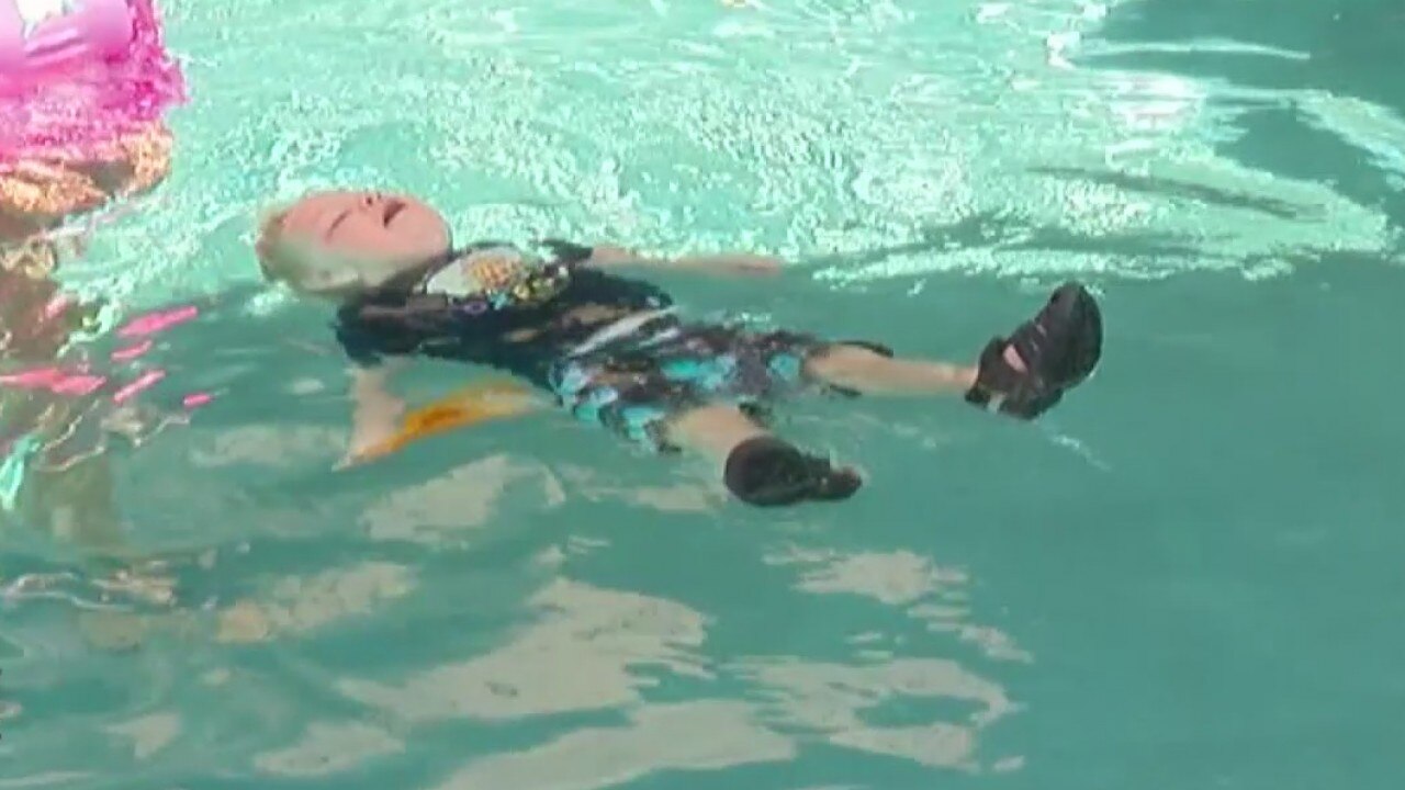 Infant swim rescue class