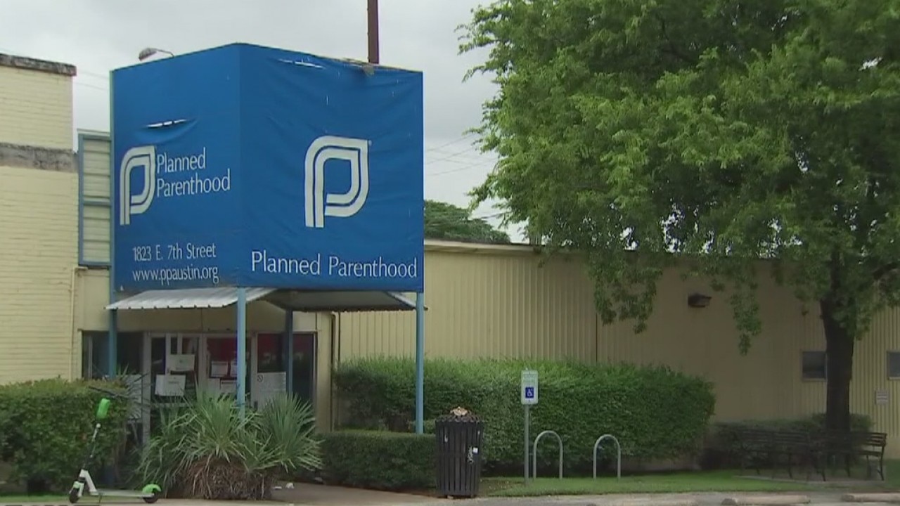 Controversial clinic used to pass SB22 avoids closure