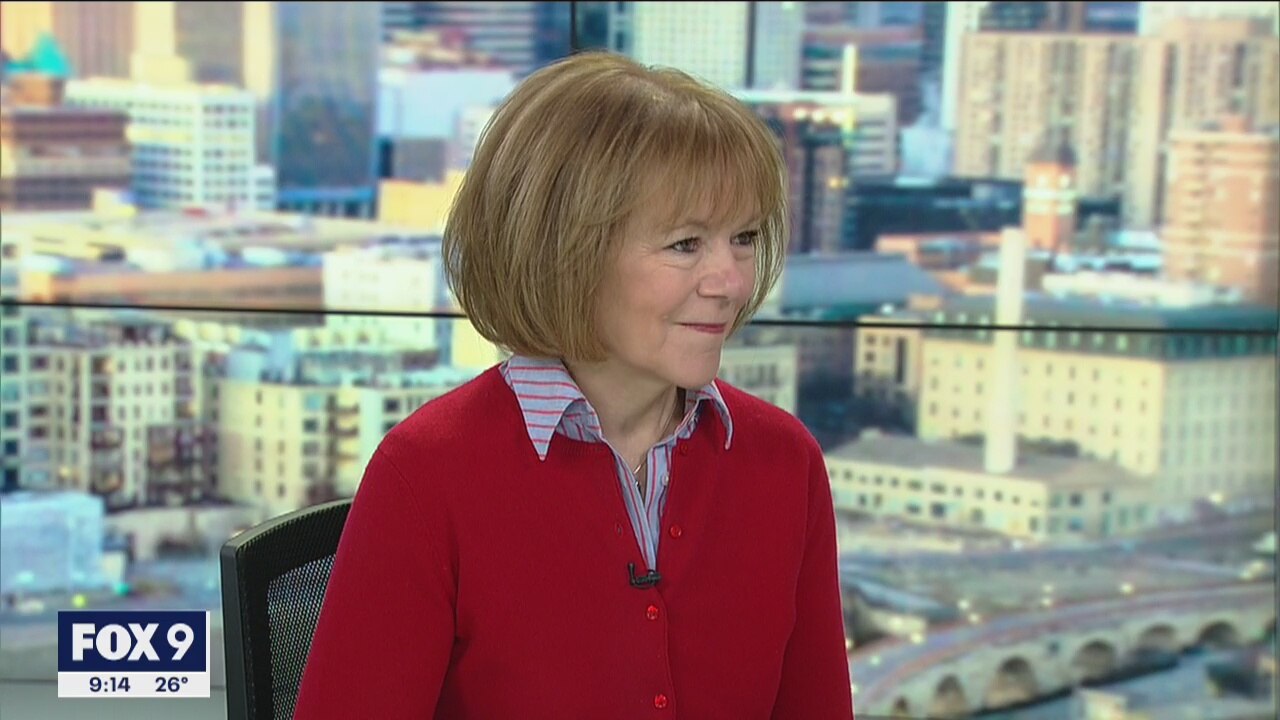 Sen. Tina Smith focusing on families in coronavirus response bill
