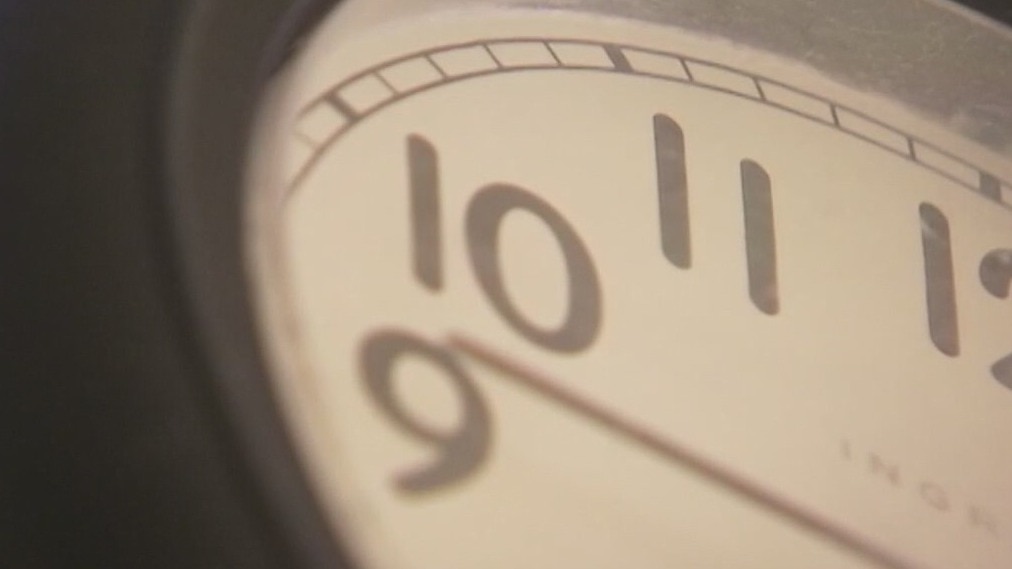 Tips to combat losing sleep due to Daylight Saving Time