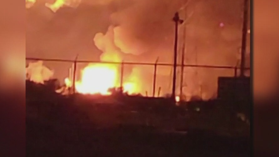 Exxon Mobile refinery fire injures four people