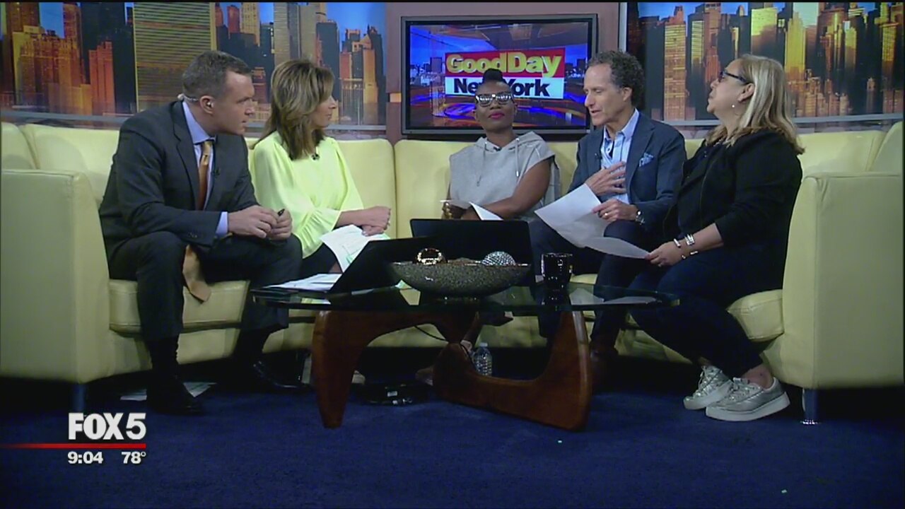 Panel Reviews 'Dystraktion' and 'Part Of Our Family'