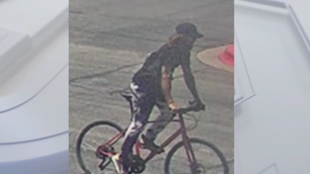 Police searching for Austin robbery suspect