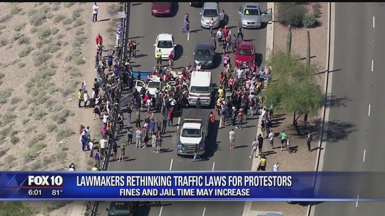 Bill would increase penalty for protesters who block roads
